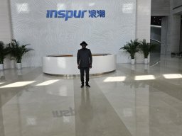Visite de travail avec des partenaires leaders mondiaux dans le domaine de l'Intelligence Artificielle (IA)